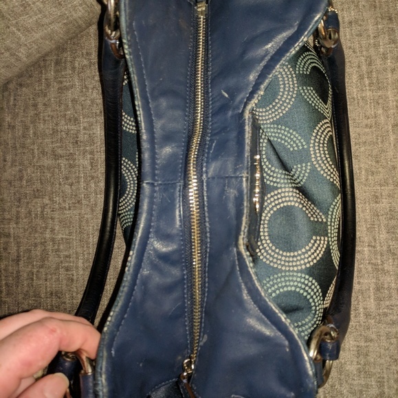 Coach Purse - Picture 5 of 8